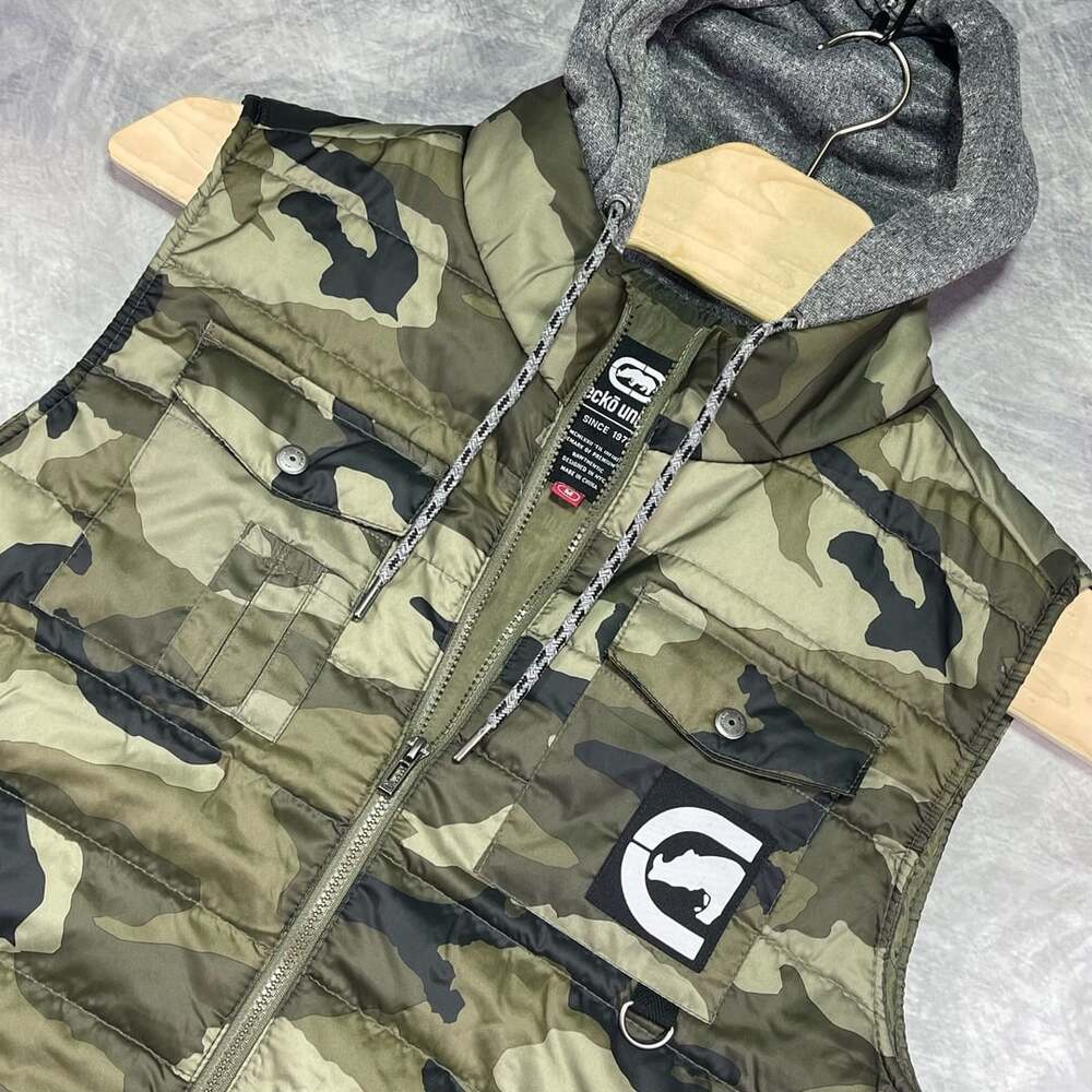 Ecko Unlimited Camo Puffer Vest Hoodie Size M Green Camouflage Full Zip Hooded